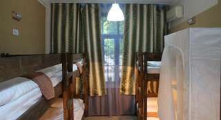 Гостиница Moy Hostel Сочи Кровать в общем номере для мужчин и женщин с 8 кроватями-8